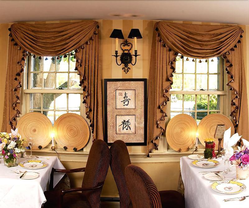 Bedford Village Inn Eksteriør bilde