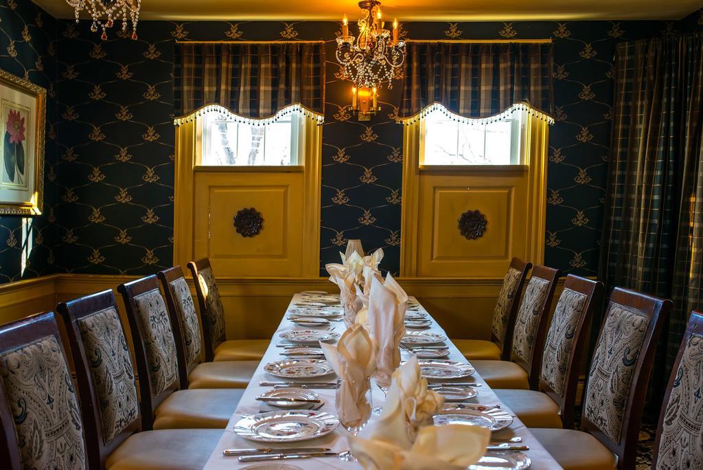 Bedford Village Inn Eksteriør bilde
